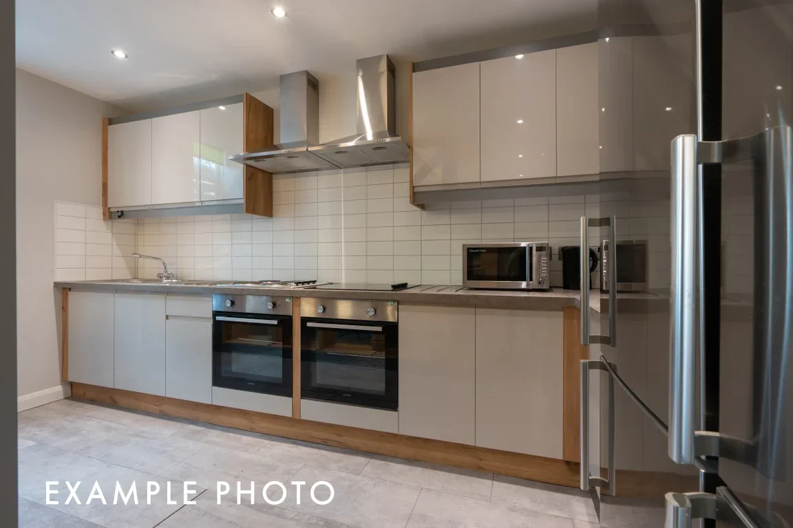 Flat Eskdale Terrace in Newcastle upon Tyne