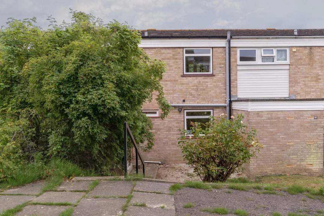 House Downs Road in Canterbury