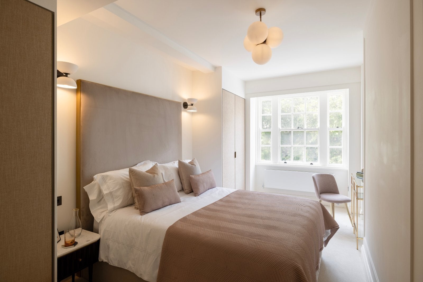 Flat Brompton Road in Greater London