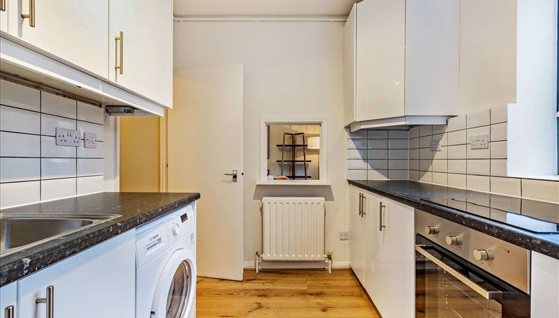 Flat Fulham Road in Greater London