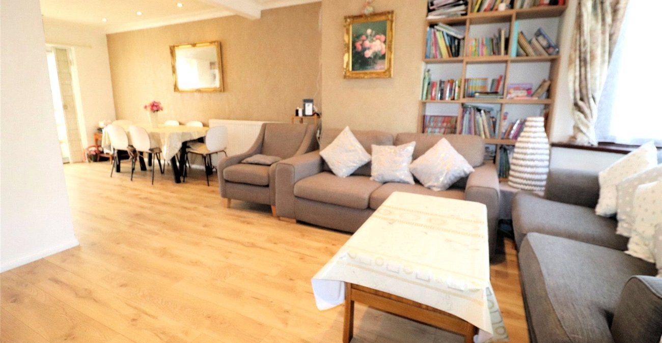 House Masefield Close in London