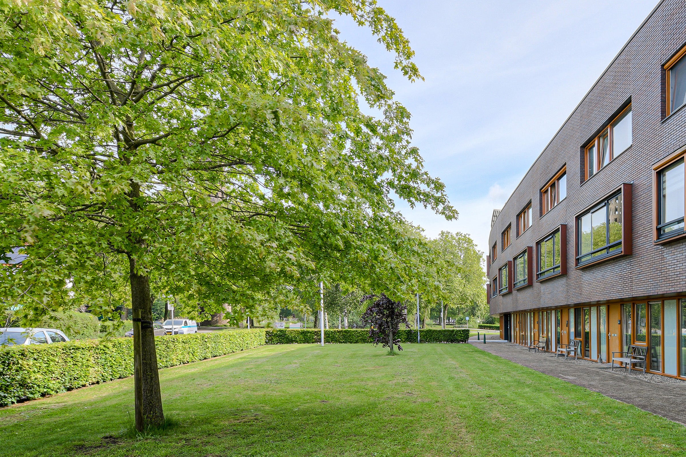 Tussenwoning te koop: Topaasstraat 49, Breda