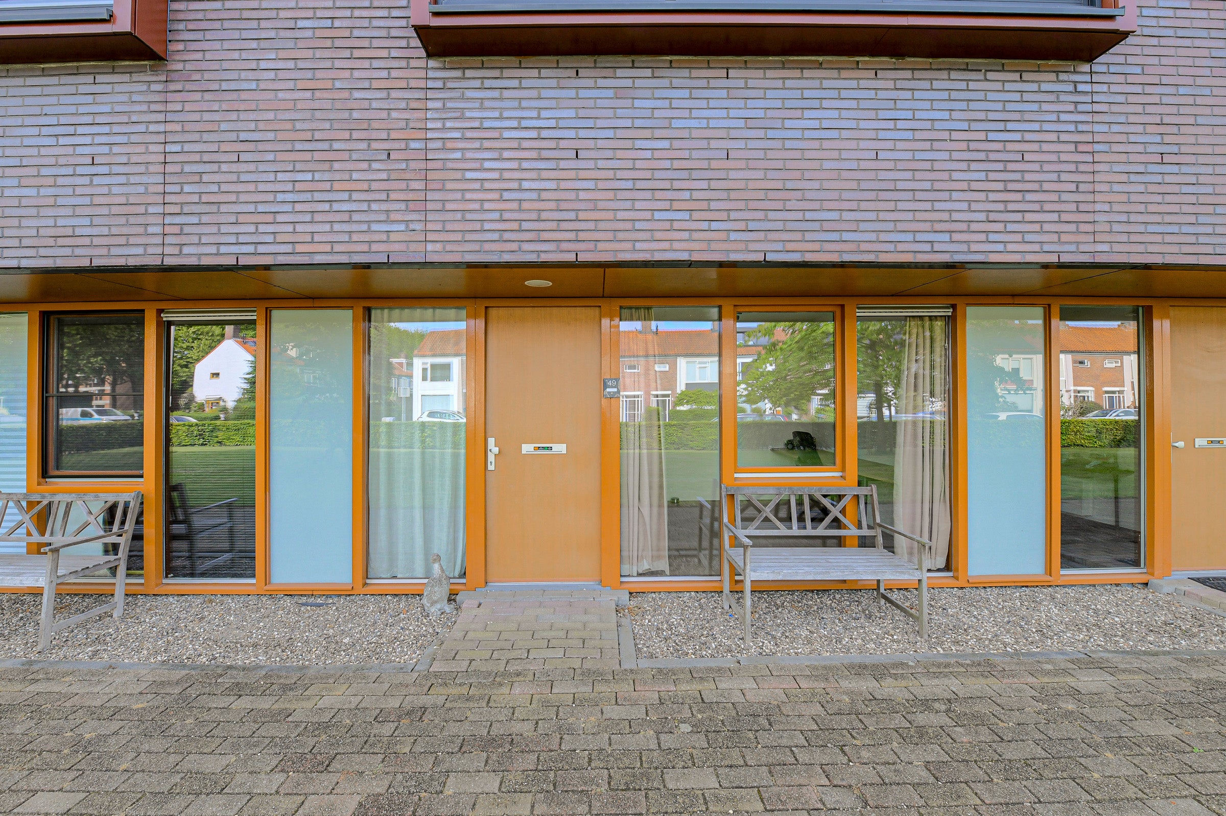 Tussenwoning te koop: Topaasstraat 49, Breda