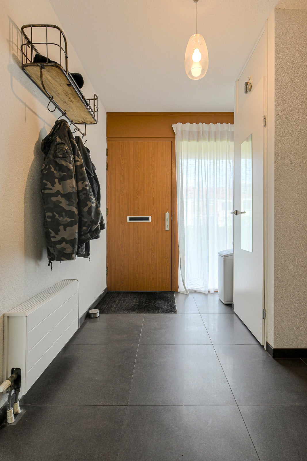 Tussenwoning te koop: Topaasstraat 49, Breda
