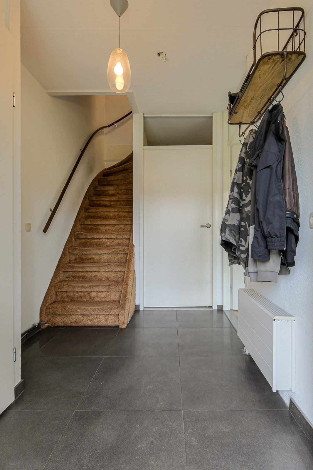 Tussenwoning te koop: Topaasstraat 49, Breda
