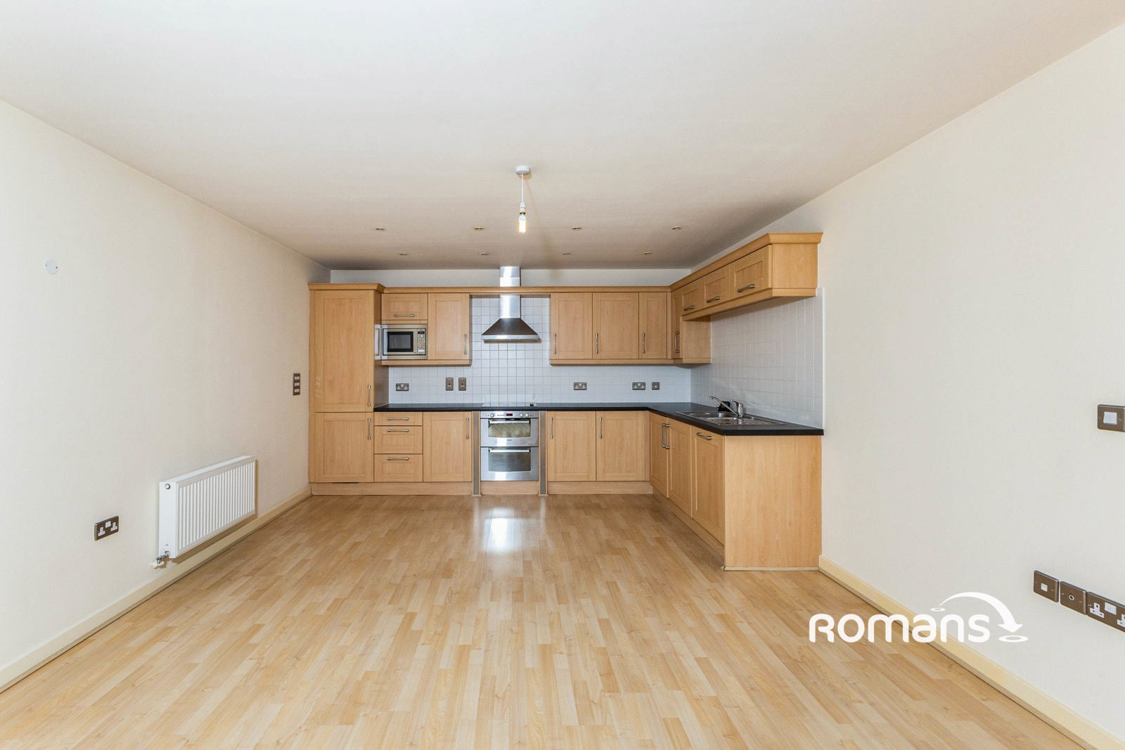 Flat Kenavon Drive in Reading
