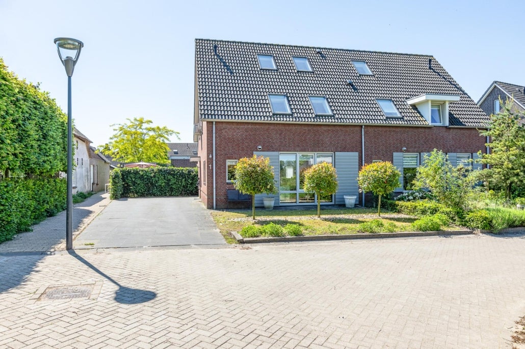Huis Heuvelsche Kerkpad 1 in Waalre