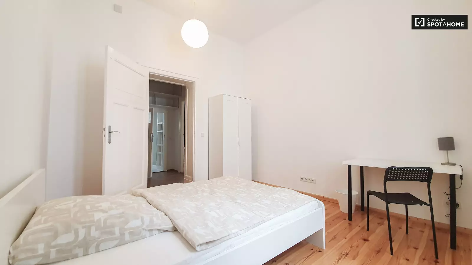 Wohnung Warmbrunner Straße in Berlin