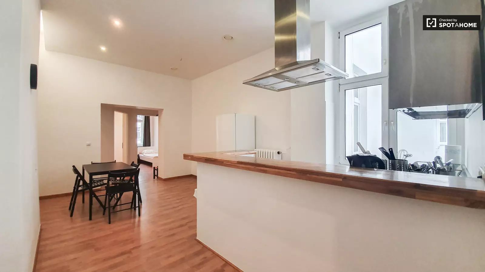 Wohnung Warmbrunner Straße in Berlin