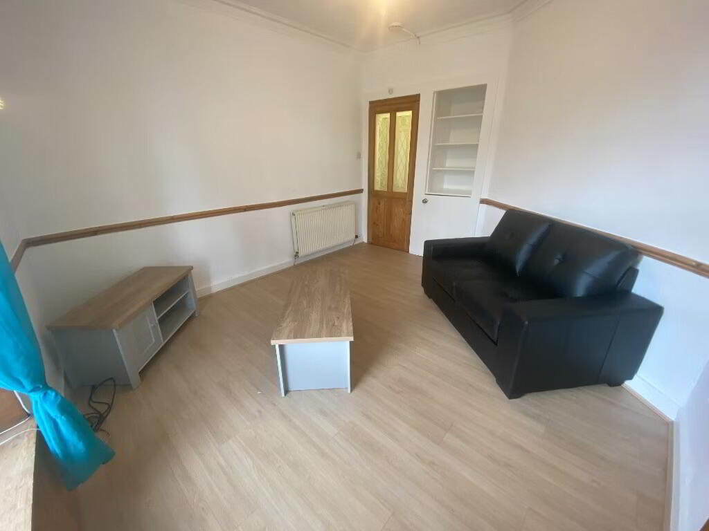 Flat New Mart Road in City of Edinburgh