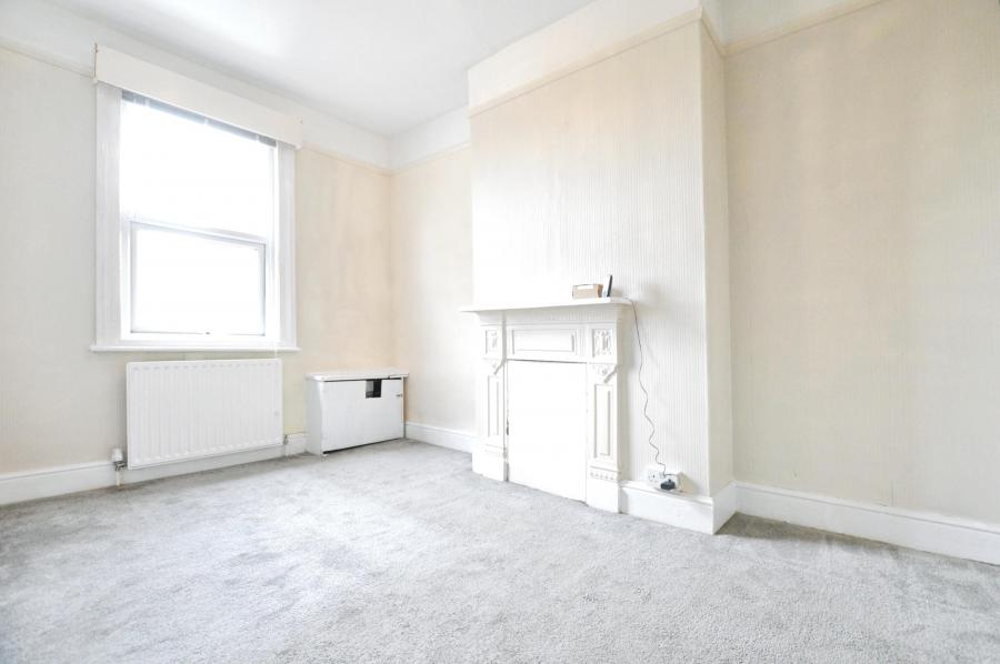 Flat Hatfield Road in St Albans