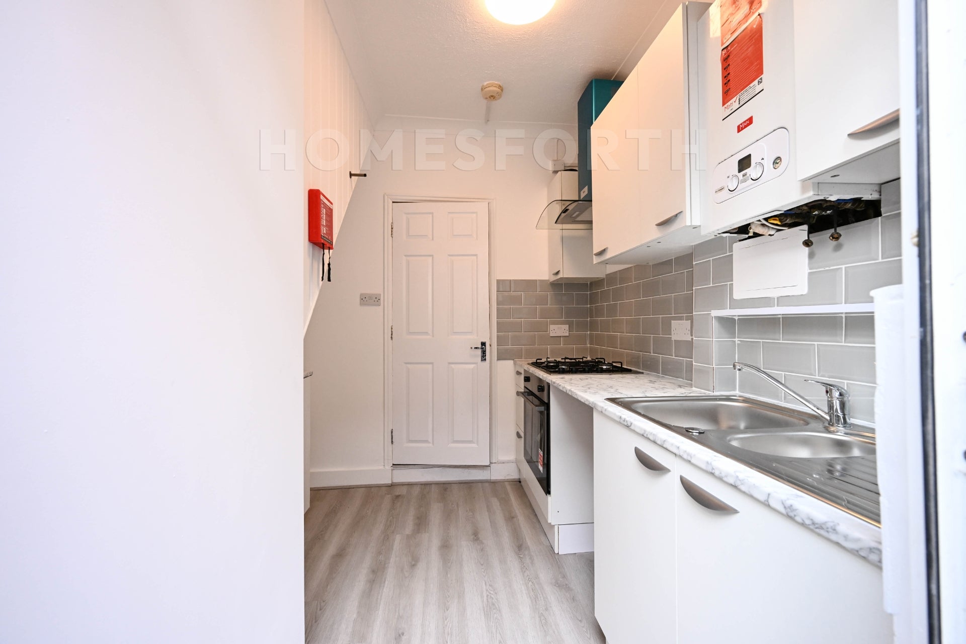 Flat Greenford Avenue in Greater London