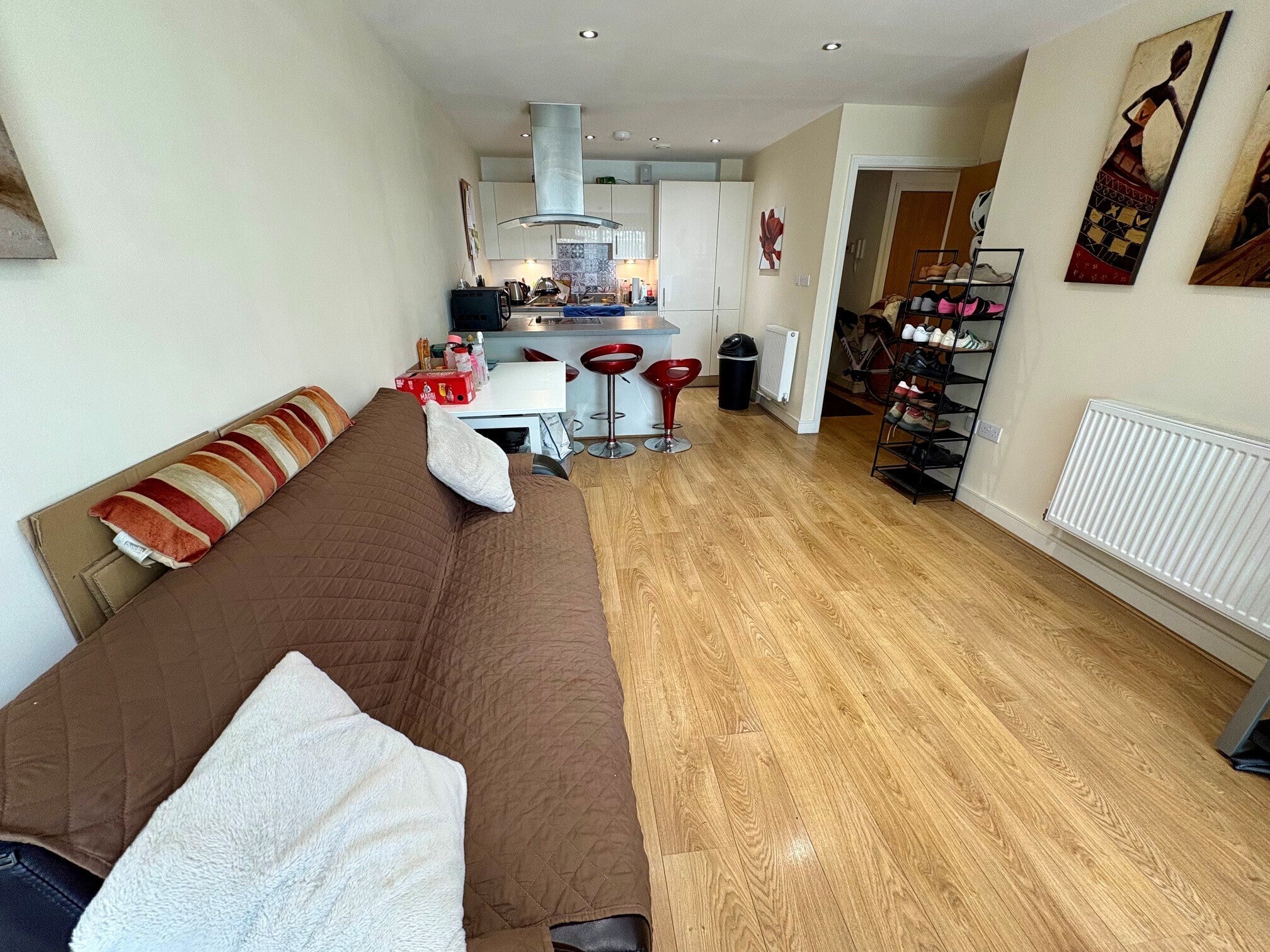Flat Lytton Way in Stevenage