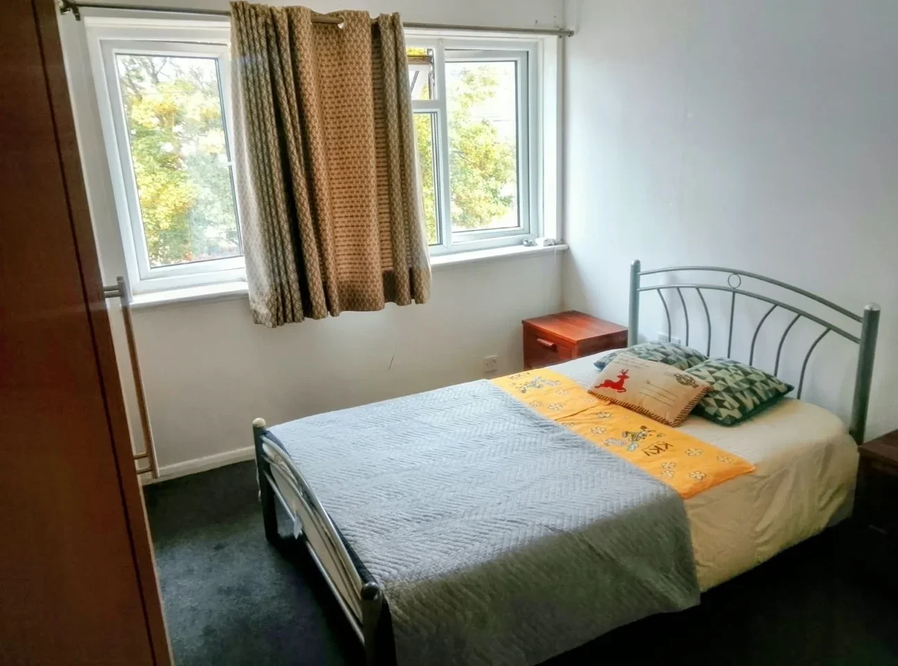 Room West End Lane in Greater London