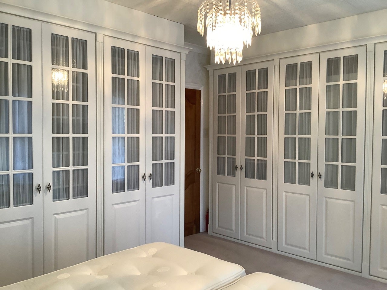 House Inwood Avenue in Greater London