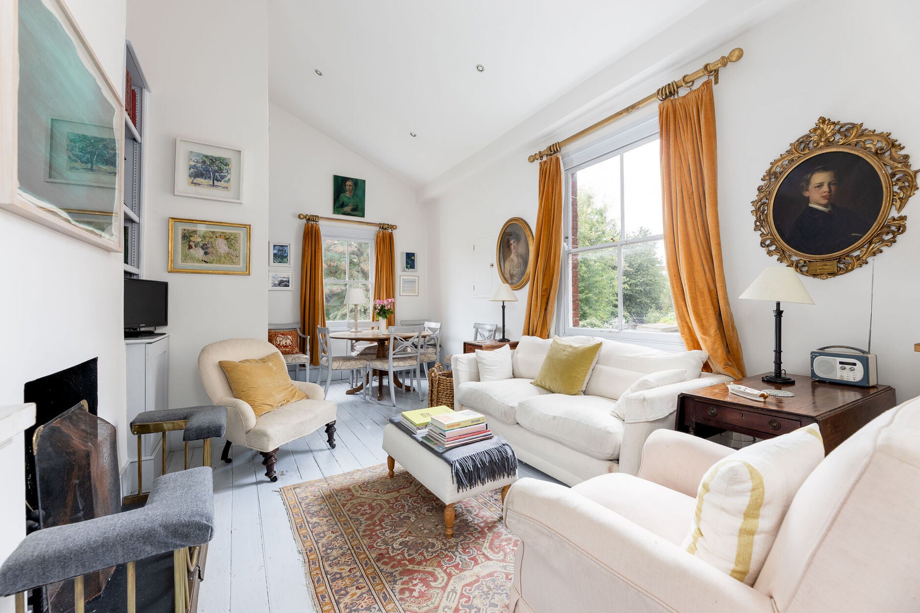 Flat Valetta Road in Greater London