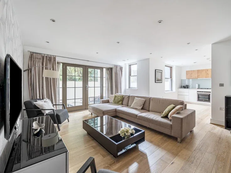 Flat Alexandra Road in Greater London