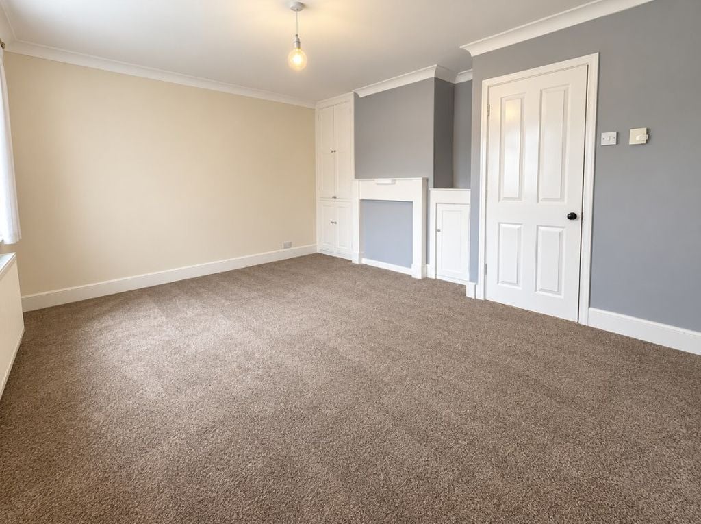Flat Greenlea Grove in Gosport