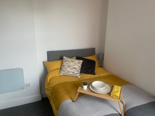 Room Ross in Sandwell