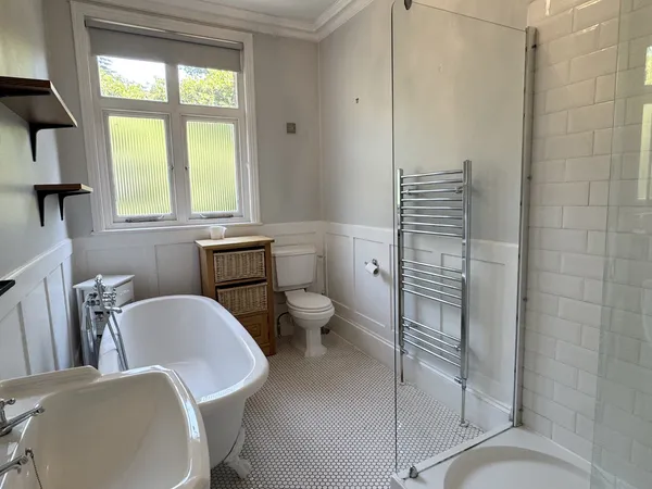 Flat Frant Road in Tunbridge Wells