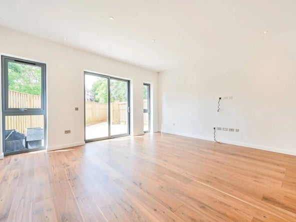 House Gunnersbury Mews in Greater London