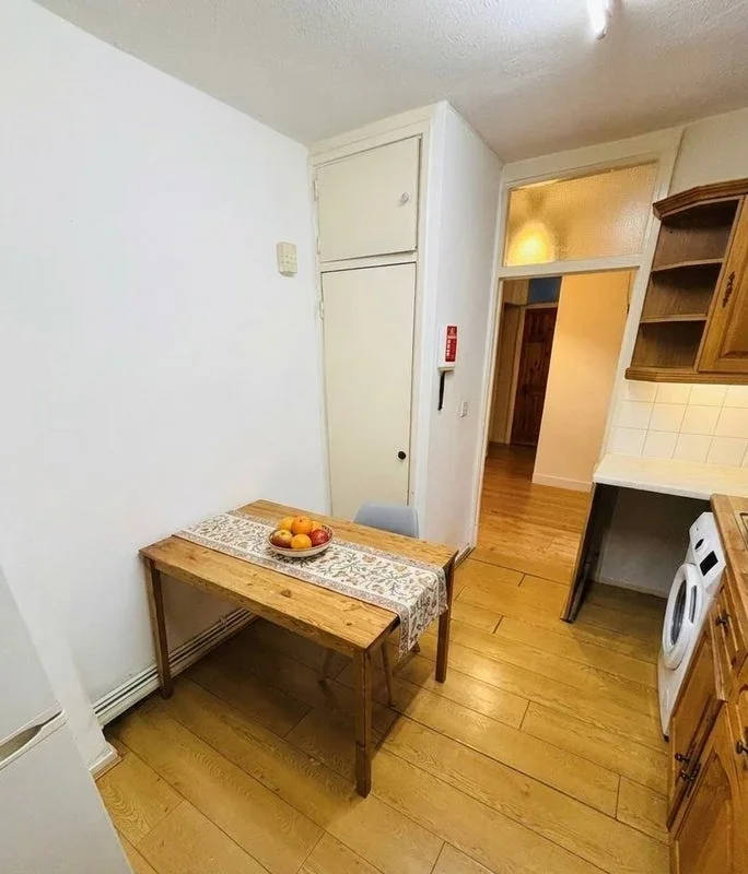Room Penfold Street in City of Westminster