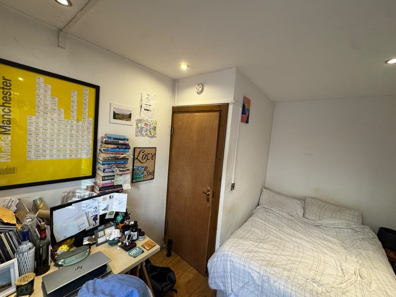 House Parfett Street in Greater London