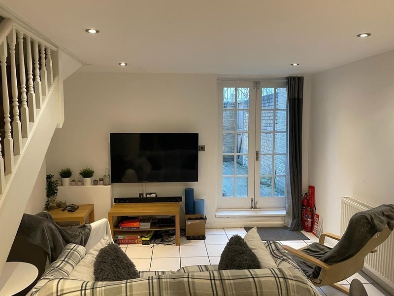 House Parfett Street in Greater London