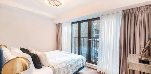 Flat Bateman Street in City of Westminster