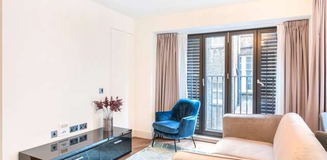 Flat Bateman Street in City of Westminster