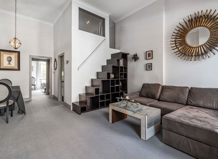 Flat Nevern Square in Greater London