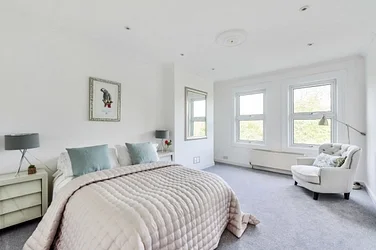 Flat Fordwych Road in Greater London