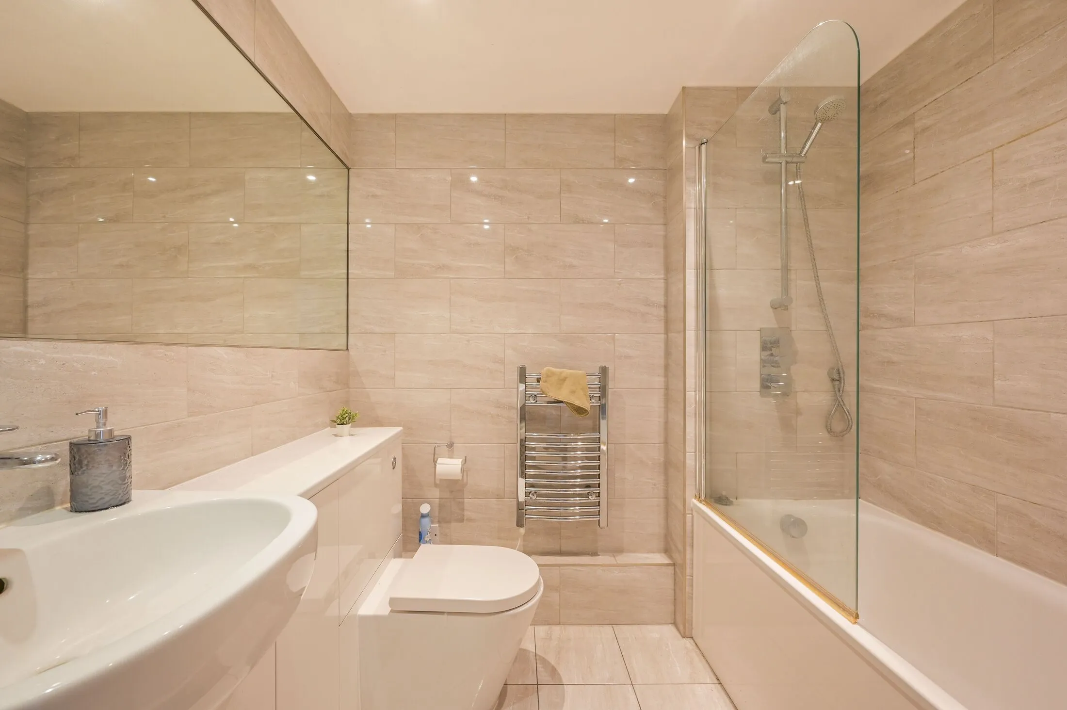 Flat East Smithfield in Greater London