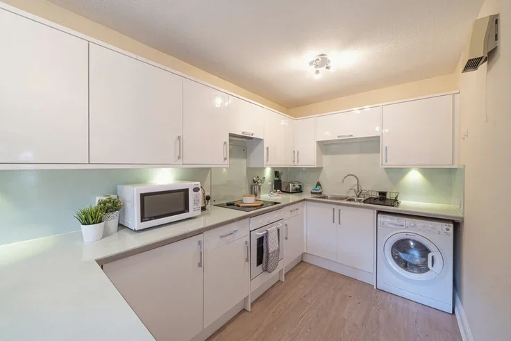 Flat Ludlow Road in Maidenhead