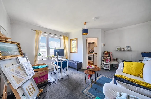 Flat Kidbrooke Park Road in Greater London