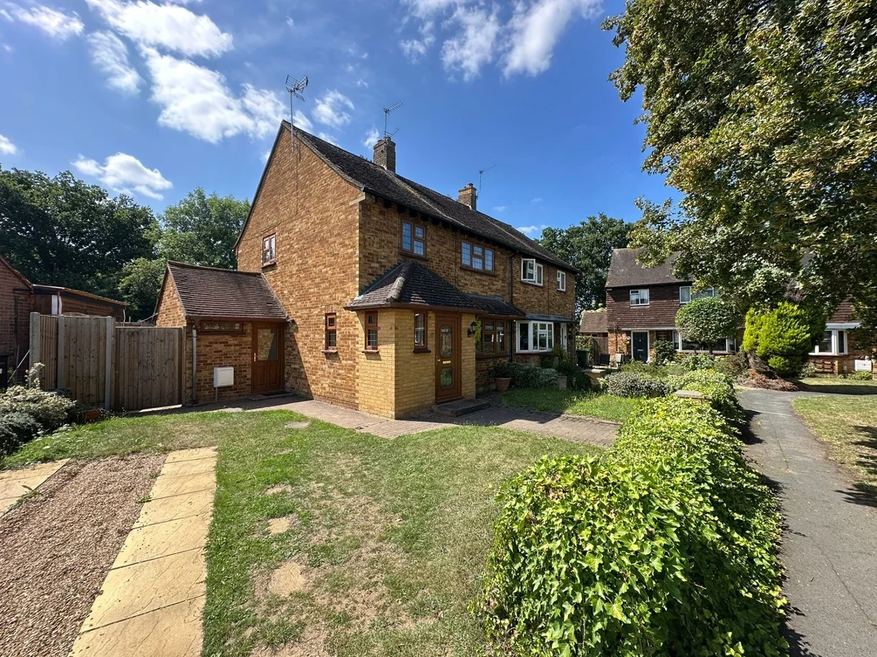 House Yew Tree Drive in Guildford