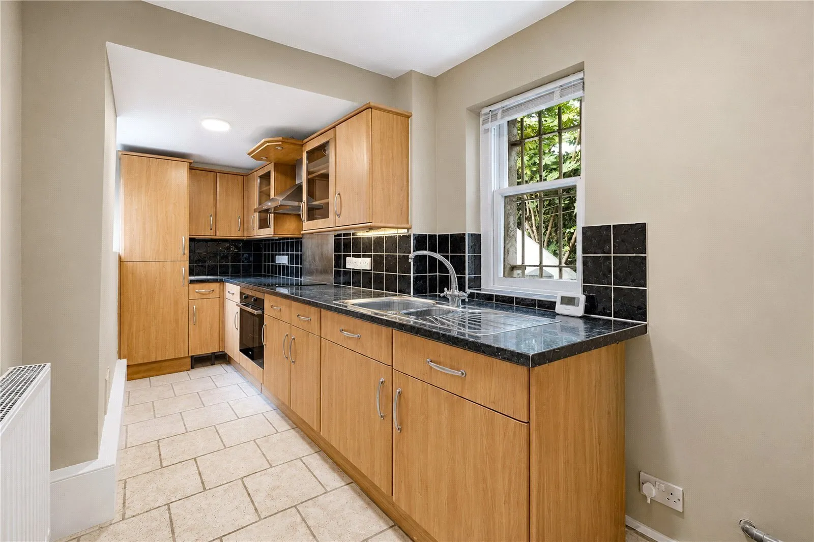 Flat Brondesbury Road in Greater London