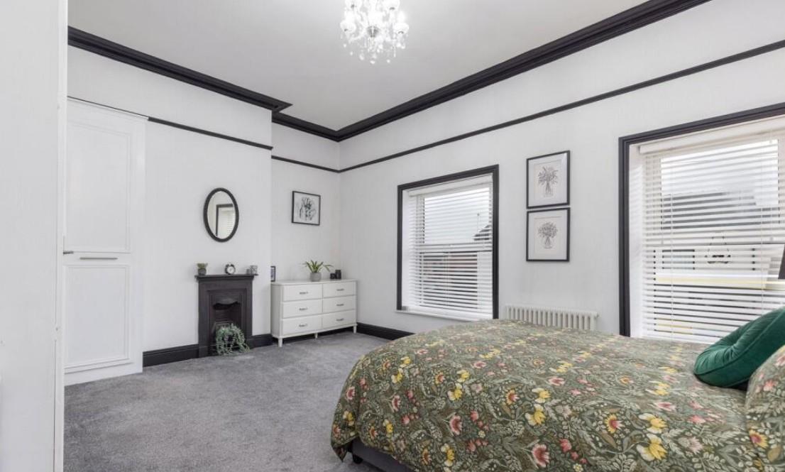 Flat Bickley Street in Greater London