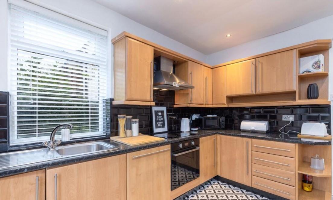 Flat Bickley Street in Greater London