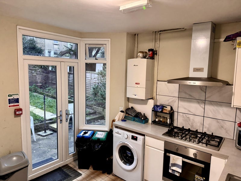 Room Brook Road in Greater London
