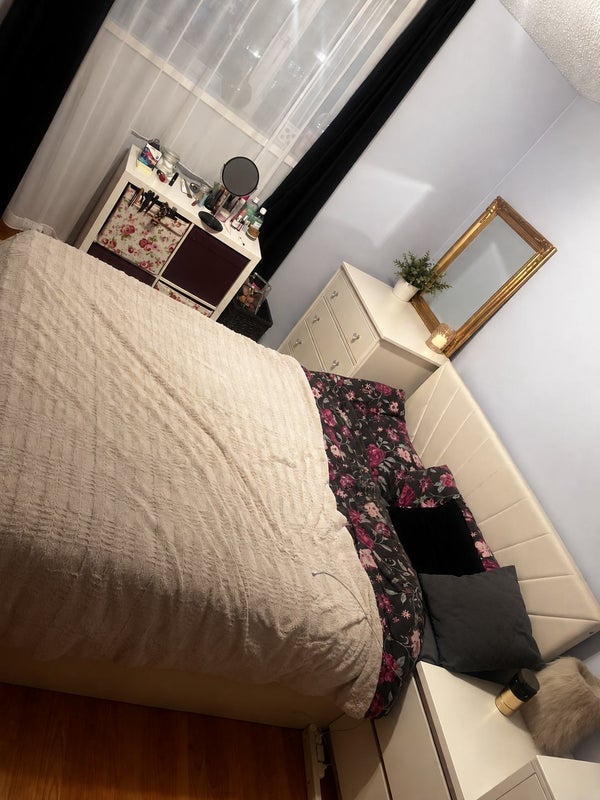 Room Smallwood Road in Greater London