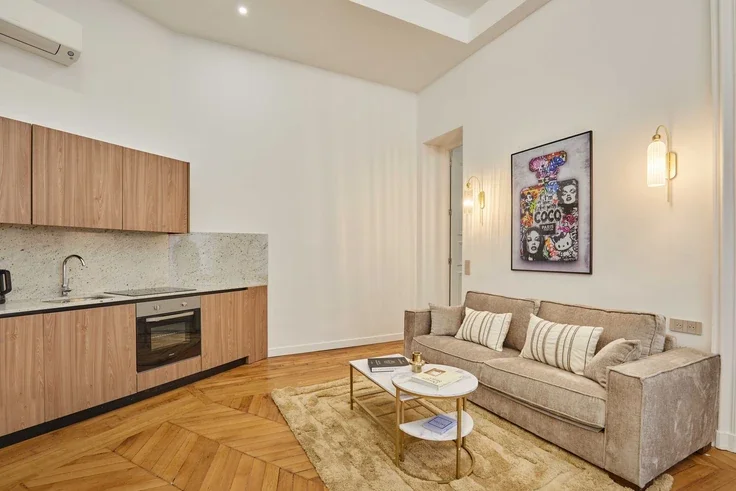 Appartement Rue de la Bienfaisance à Paris