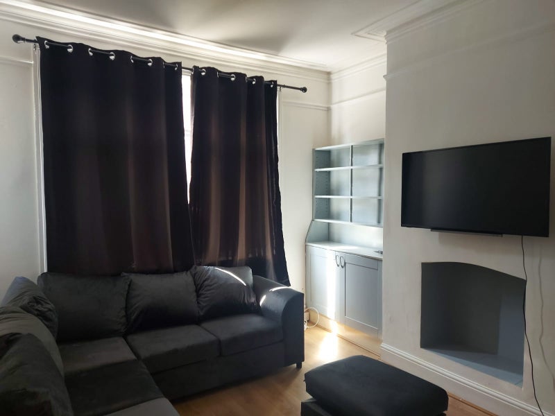 Room Ash Street in Manchester