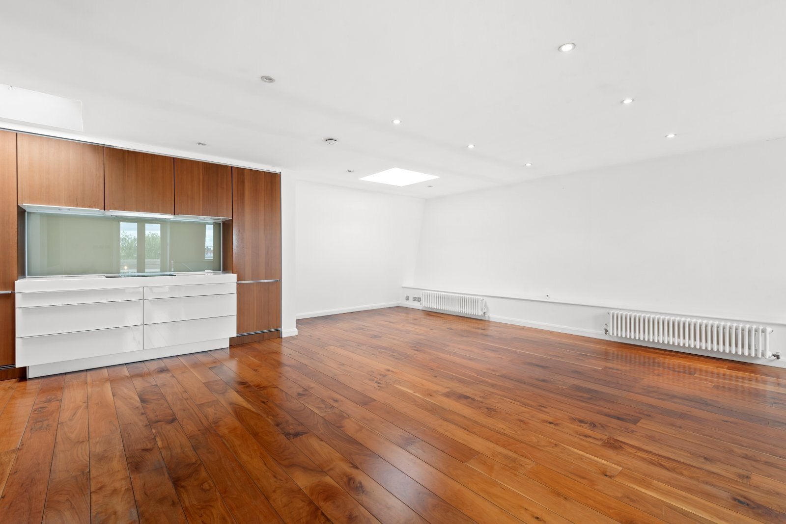 Flat Biddulph Road in City of Westminster