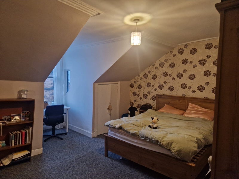 Room Renfrew Street in Glasgow