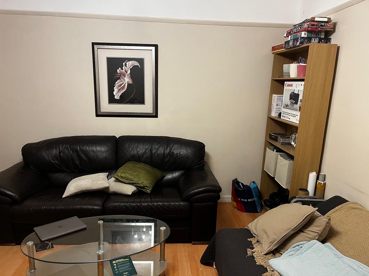 Room Sandmere Road in Greater London