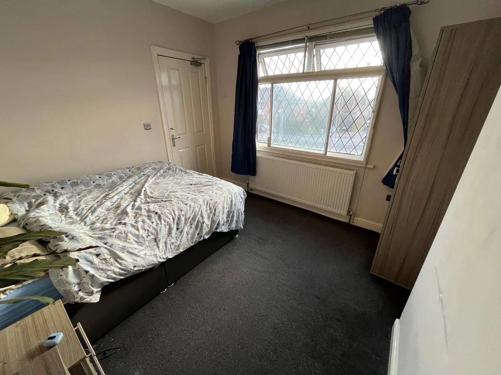 Room Birch Court in Leeds