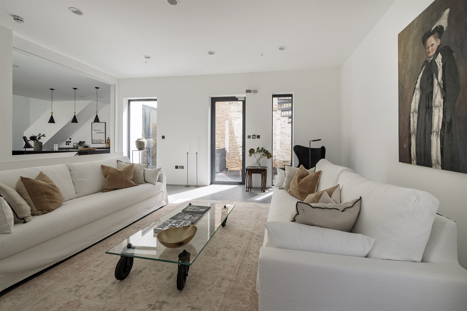 House Frithville Gardens in Greater London
