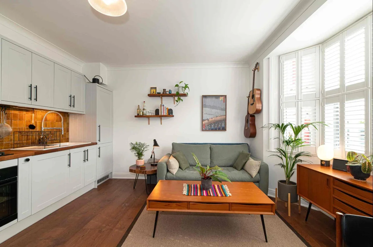 Flat Granville Road in Greater London