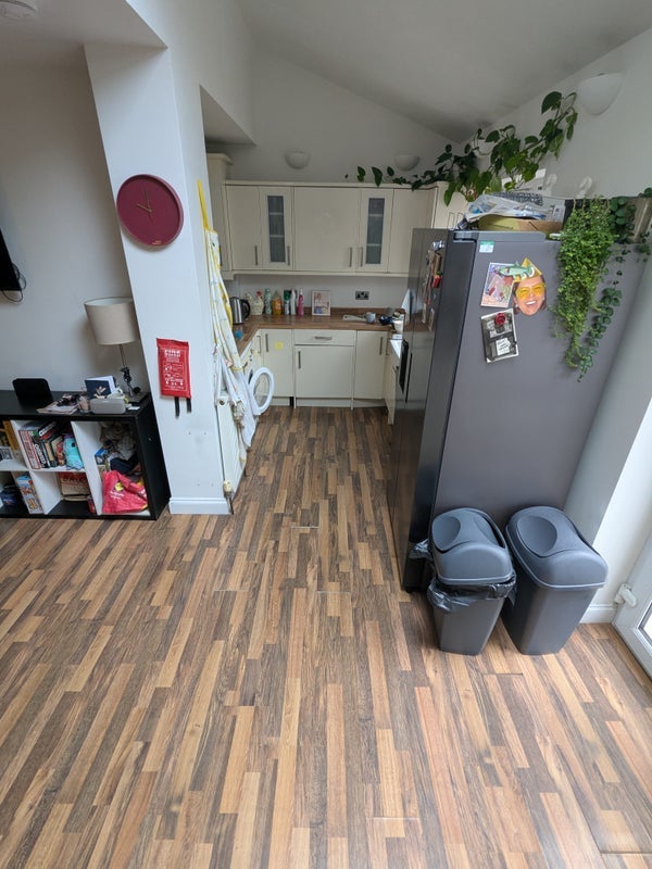 Room Dormer Road in Bristol